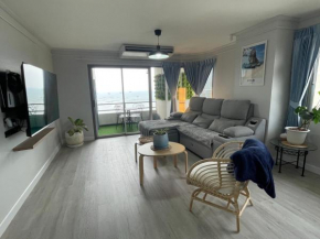 Charming Condo in Sri Racha